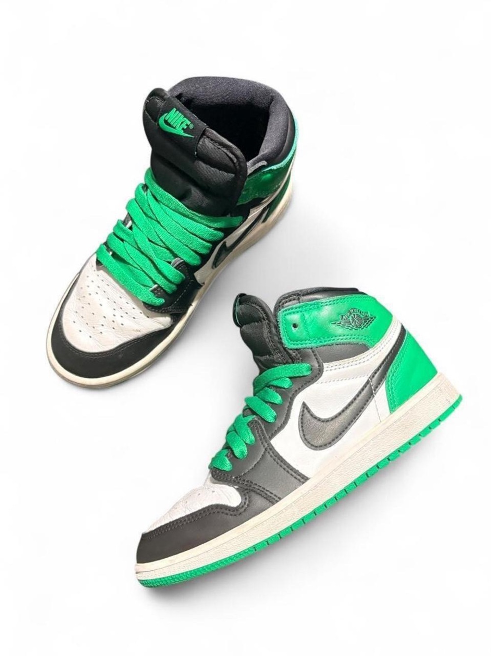Air Jordan 1 Retro High OG “Lucky Green” – Youth Size 2.5Y
